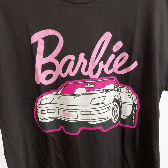 Barbie Short Sleeve Women's Black Crewneck Logo Graphic T- Shirt Size L NWT - Picture 3 of 4